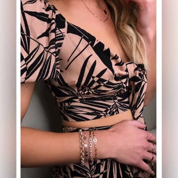 Wild Fable Floral Summer Crop Top size Small - Picture 1 of 4